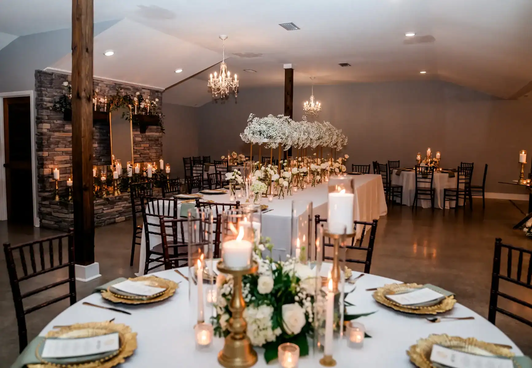 The Lofton Young Wedding - Lauren Askew Photography | huntsville event venues