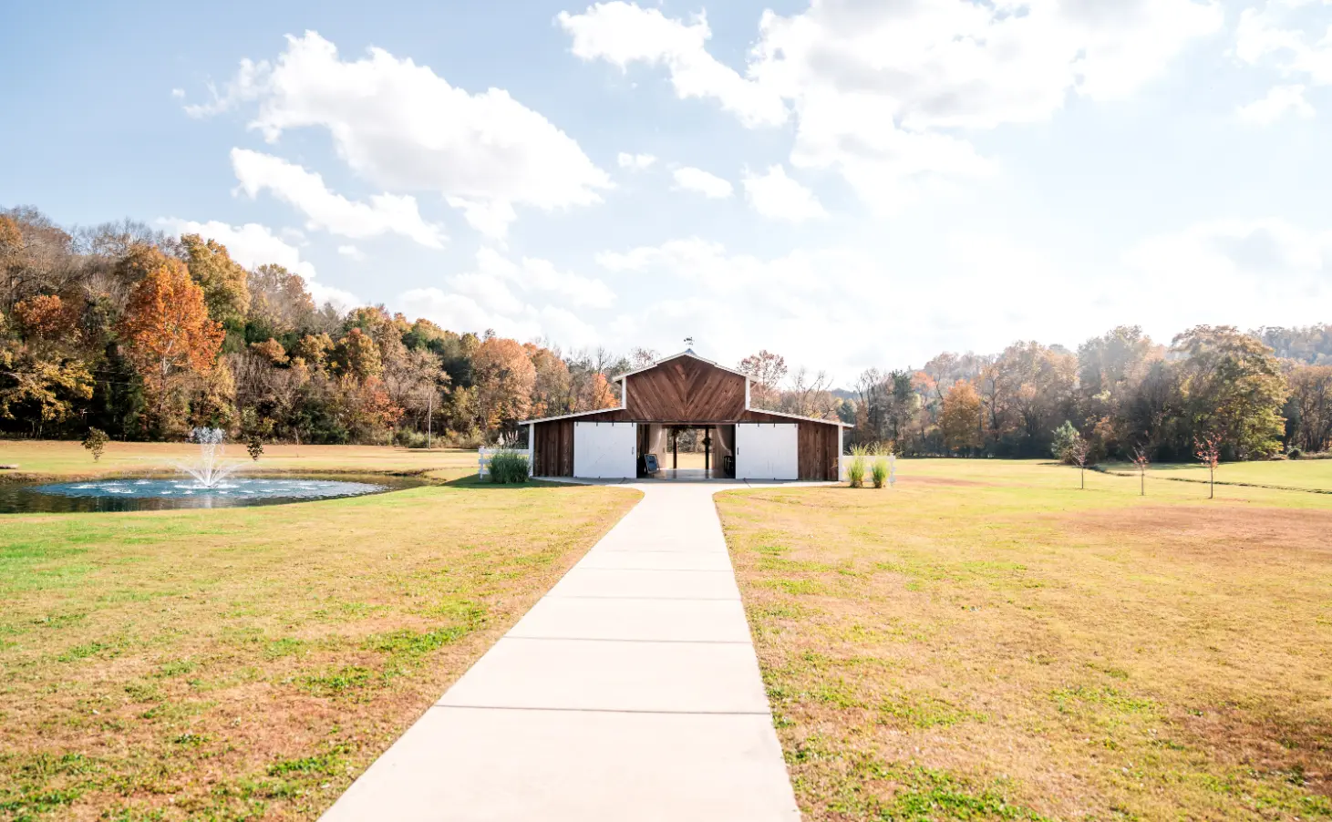 Martin Wedding Lauren Askew Photography The Lofton 1 | alabama destination wedding
