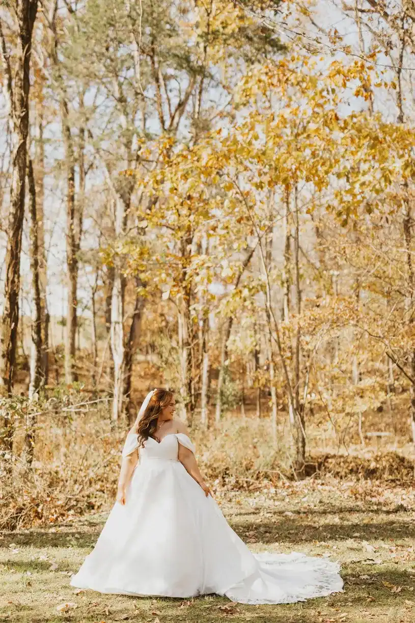 The Lofton Outdoor Fall Wedding Miranda Gates Photography